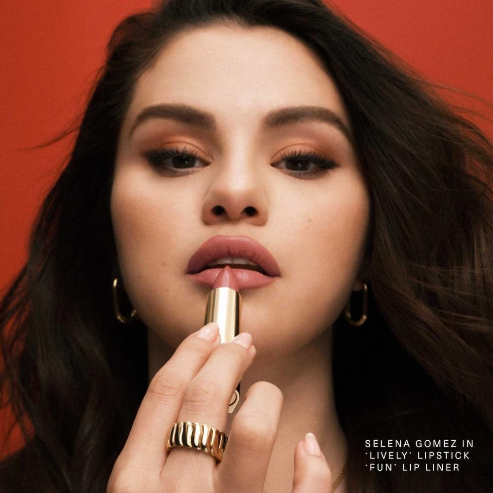 Rare Beauty By Selena Gomez Kind Words Lipliner 0,014 oz 0,4 g Kräftiges Tiefes Beeren-Rosenholz