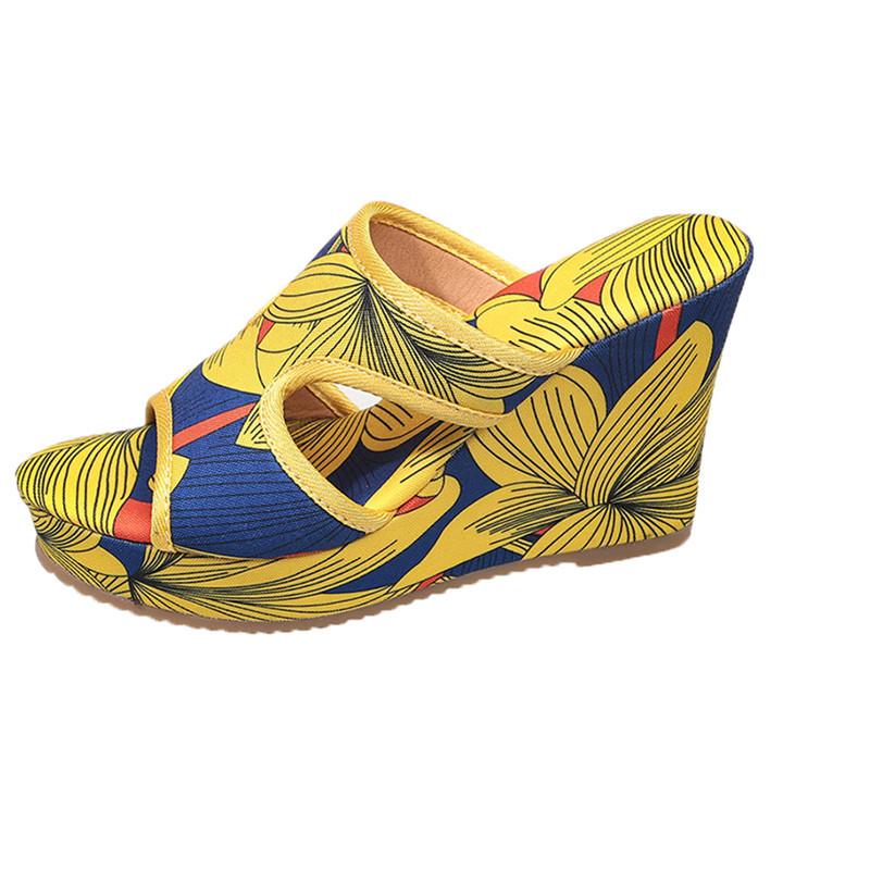 

Large size sandals women s ethnic style 2025 summer new breathable printed open-toed Roman cool slippers 43 жёлтый