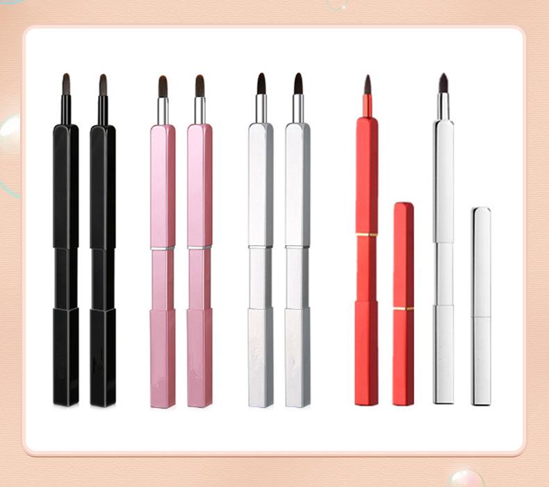 Retractable Lip Brush with Lid - Concealer and Lipstick Makeup Tool Compact