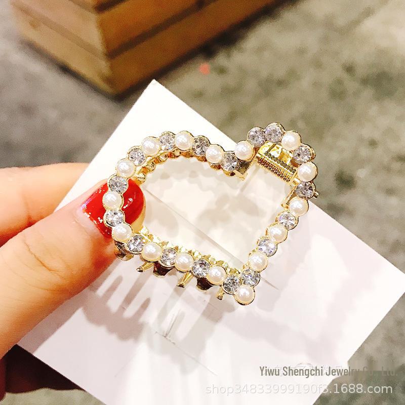 Korean Pearl Top Hairpin: Stylish Alloy Electroplated Clip for Women