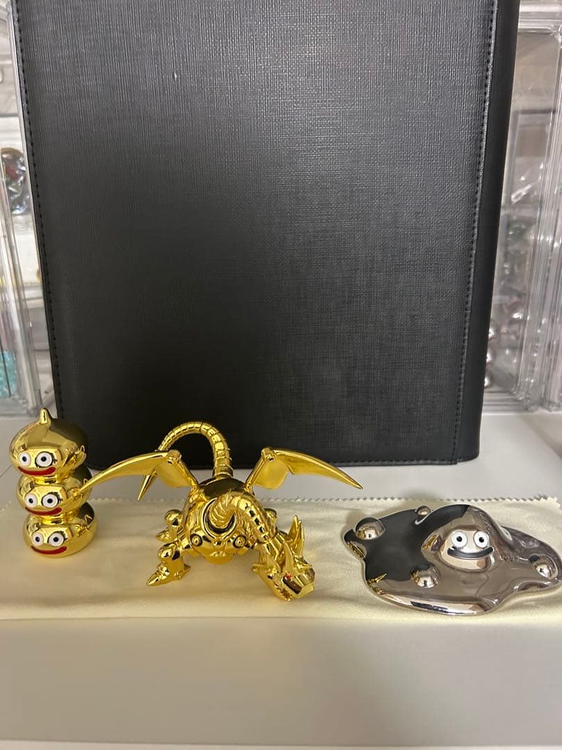 

[USED] Metallic Monsters Gallery Mechaburn Stray Metal L Golden + Bonus