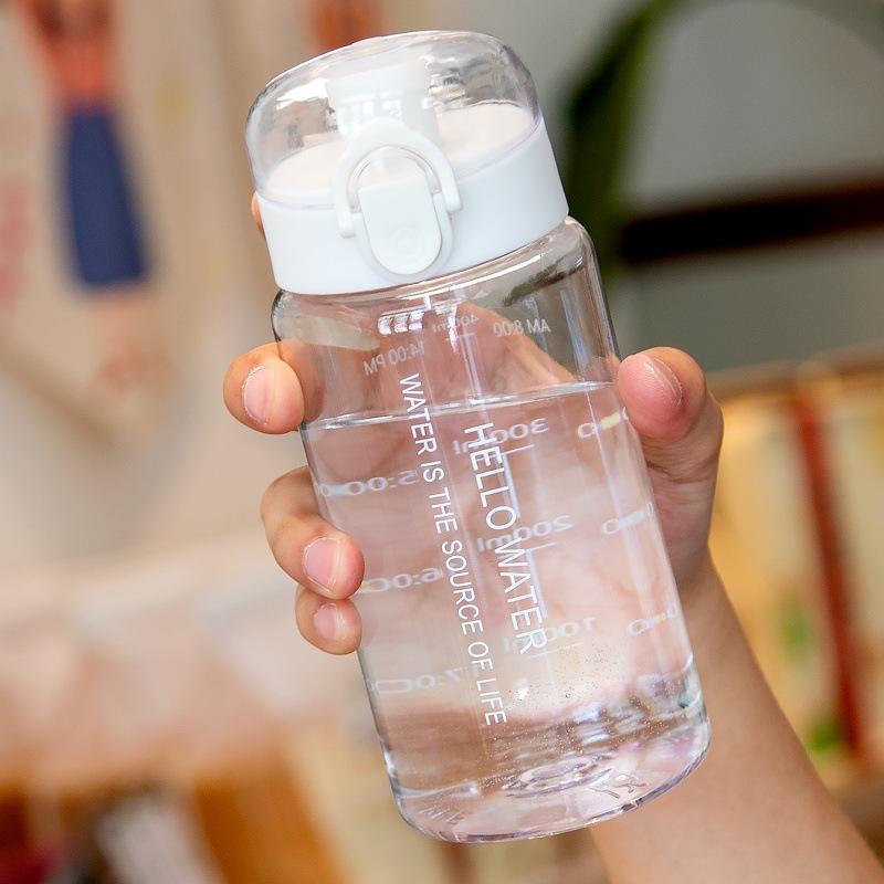 550ml Sports Water Bottle, Large-Capacity Transparent Scale Cup with Straight Drinking Bouncing Lid Outdoor Portable Kettle 550ml