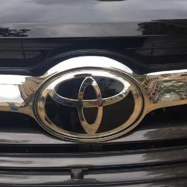 3D Car Logo Emblem Perfect Fit on Front Grill and Hood for Toyota Corolla Camry RAV4 LANDCRUSER Highlander PRIUS CHR Yaris Wish,