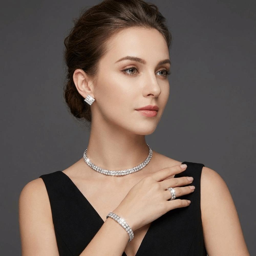 4Pcs Earring Bridal Jewelry Set Shiny Multilayer Necklace Bracelet Earring Ring Set Bracelet Silver Rhinestone Choker Women