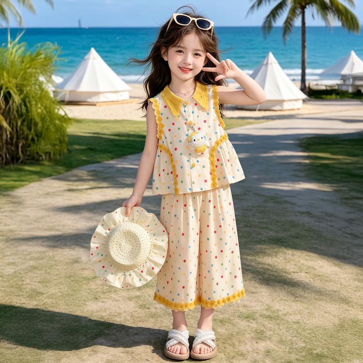 Summer 2026 Girls Strawberry Lace Two-Piece Set: Kids Stylish Campus Casual Outfit