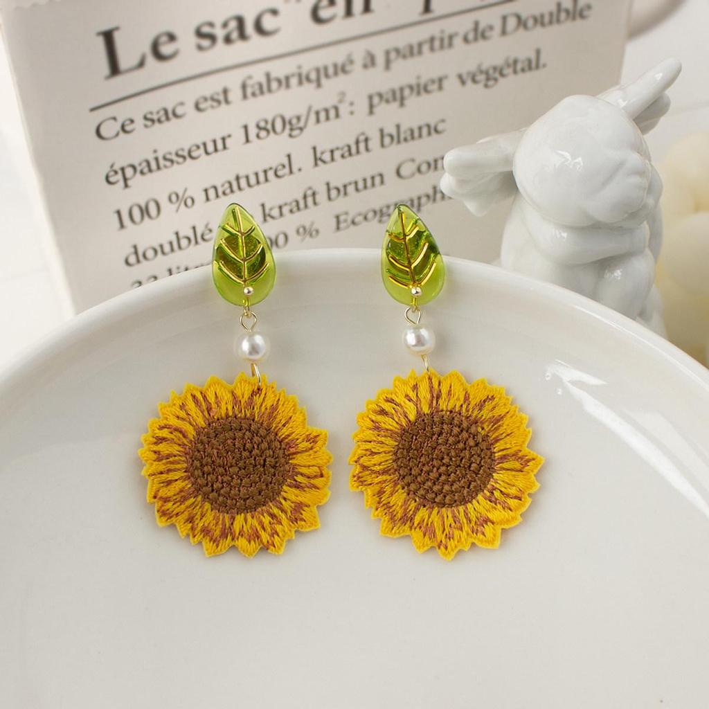 Orecchini Fiore di Girasole: Orecchini a Bottone Stile Foresta con Foglie Piccole per Donna - Clip per Orecchie dal Fascino Pastorale