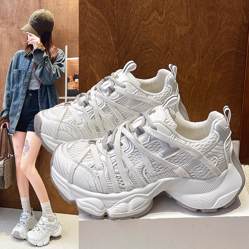 2026 Trend Mode Designer Luxus Sportschuhe Atmungsaktiv Tennis Damen Flache Trainer für Frauen Schnürung Laufen Lässiger Sneaker