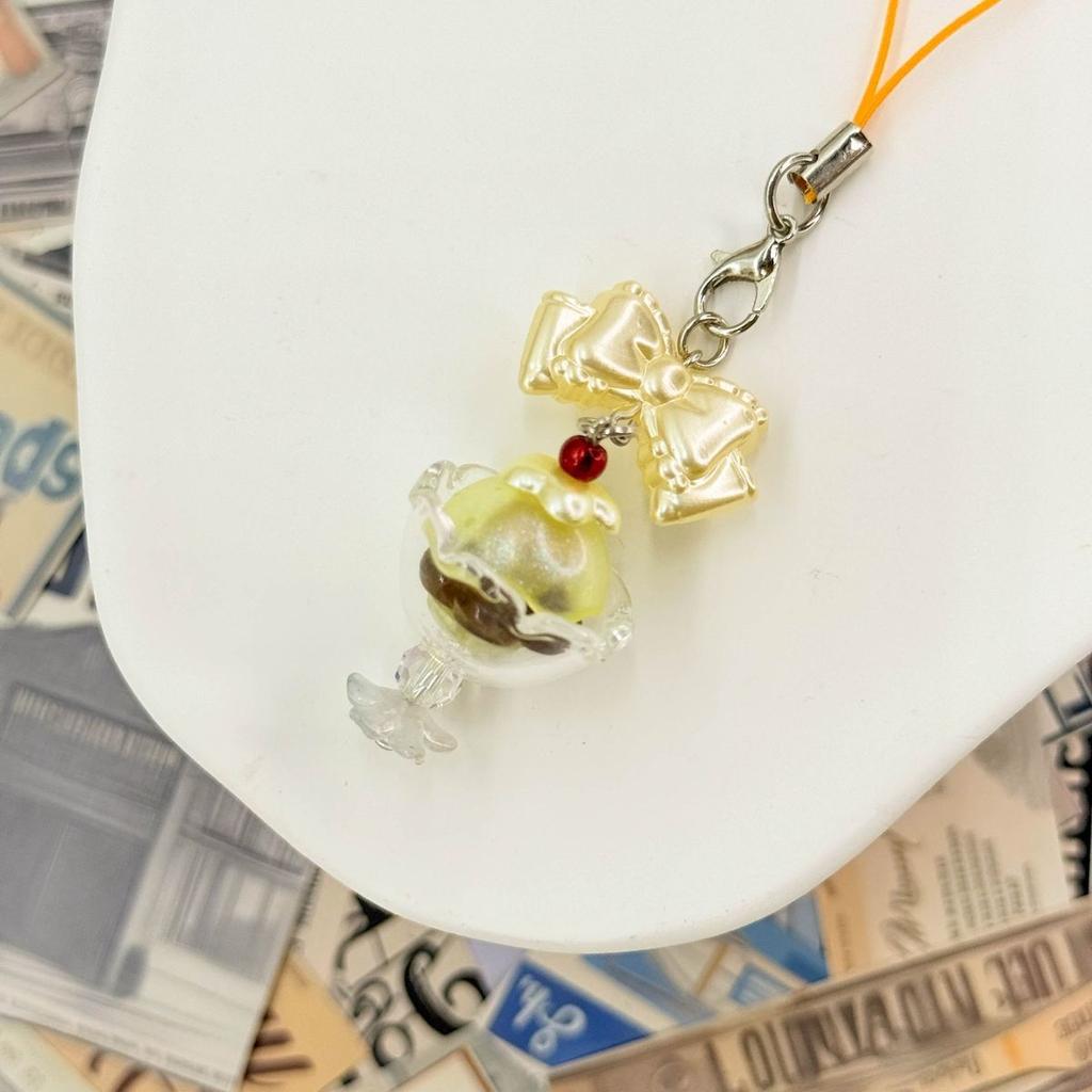 Pendente per Telefono Stile Giapponese Stile Retrò Ciondoli Carini Design Gelato Perla Per Chiave di iPhone 16 Airpod Auricolari Ins Corea Y2K