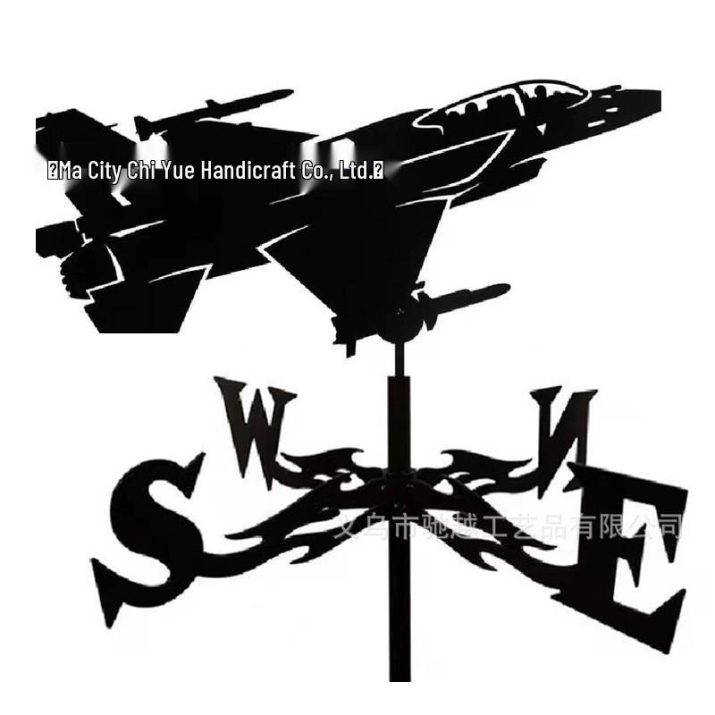 Weather Vane Ornament: Outdoor Wrought Iron Spray-Painted Roof Decoration Metal Craft
