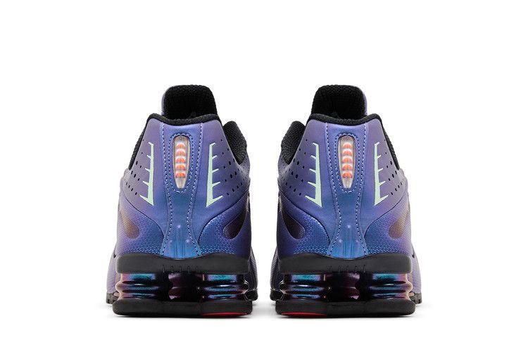 Nike Shox R4 Iridescent