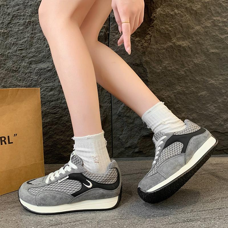 

Versatile platform shoes women s summer thin models, new inner height-increasing casual sports shoes 40 серый