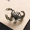 Fashion Vintage Metal Scorpion Shaped Brooches For Women Men Gothic Exquisite Lovely Insect Animal Scorpion Lapel Pins Jewelry