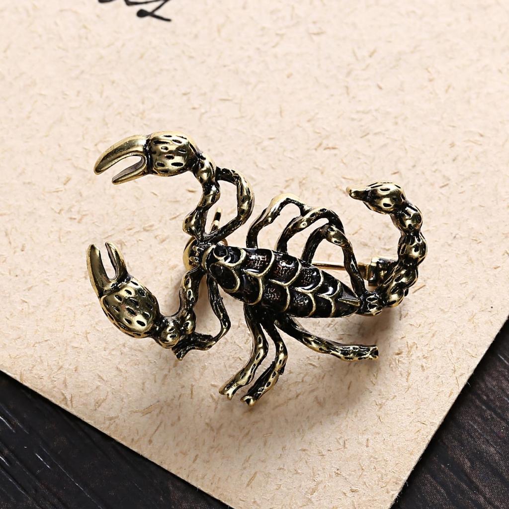 Fashion Vintage Metal Scorpion Shaped Brooches For Women Men Gothic Exquisite Lovely Insect Animal Scorpion Lapel Pins Jewelry