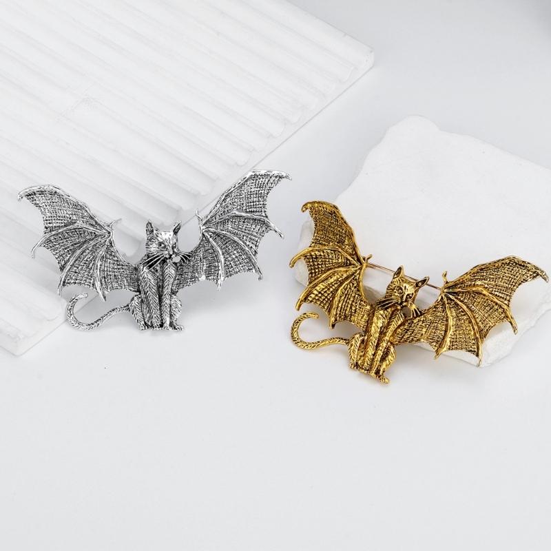 Gothic Flying Bat Brooch Unique Retro Design Metal Fashion Accessory Gift