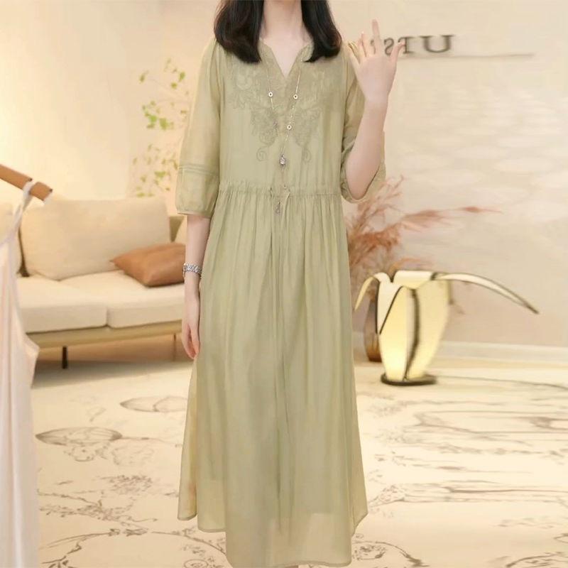 2025 summer loose and thin lace-up waist long skirt high-end heavy industry embroidery V-neck Tencel dress women