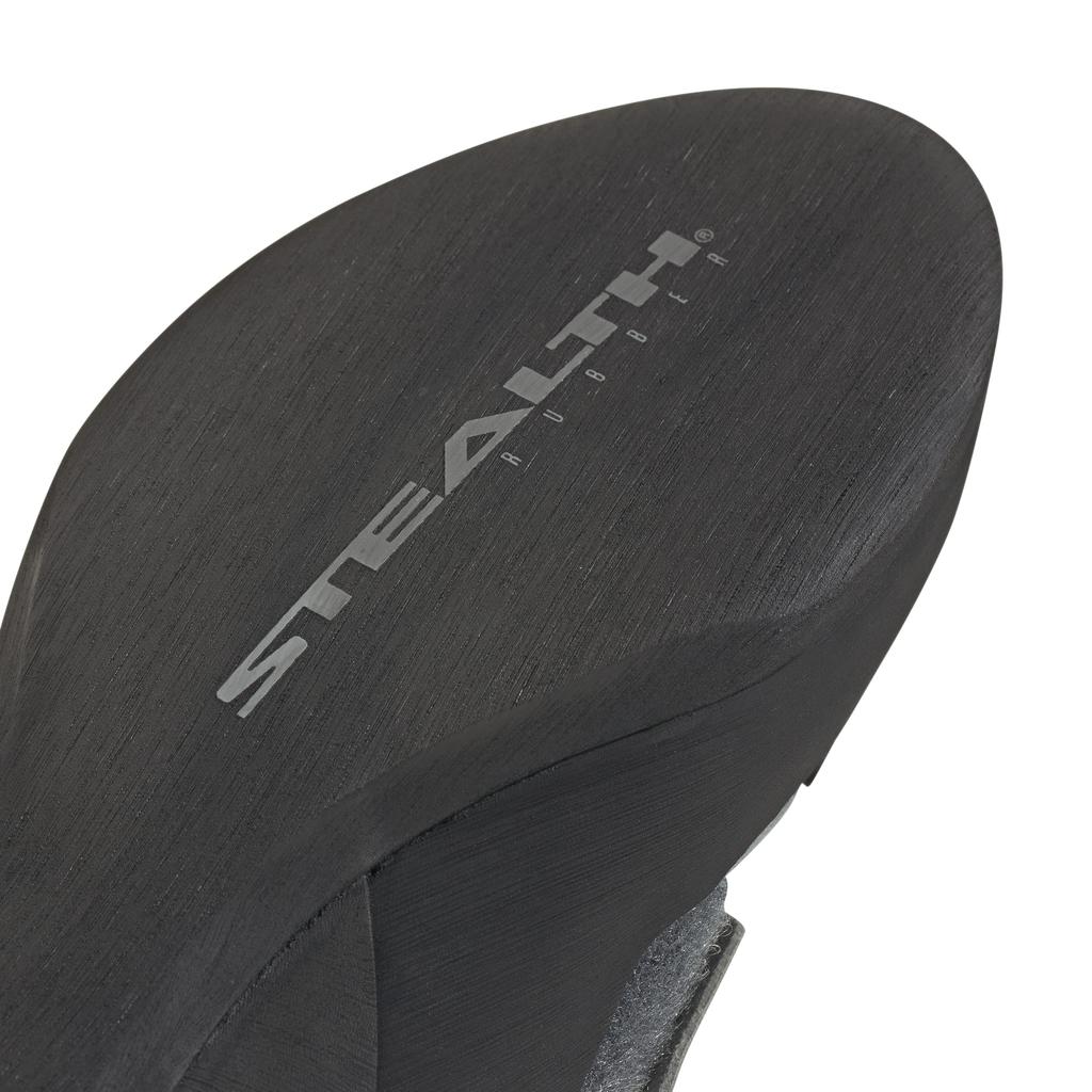 KIRIGAMI Camping Trekking Shoes Onyx [Adidas] & (EE8935) (EE8935) 30.0