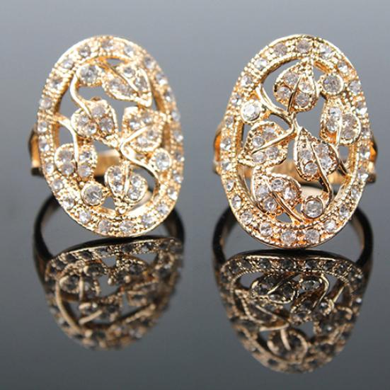 Women Luxury Golden Color Leaves Hollow Rhinestone Wedding Banquet Ring Jewelry
