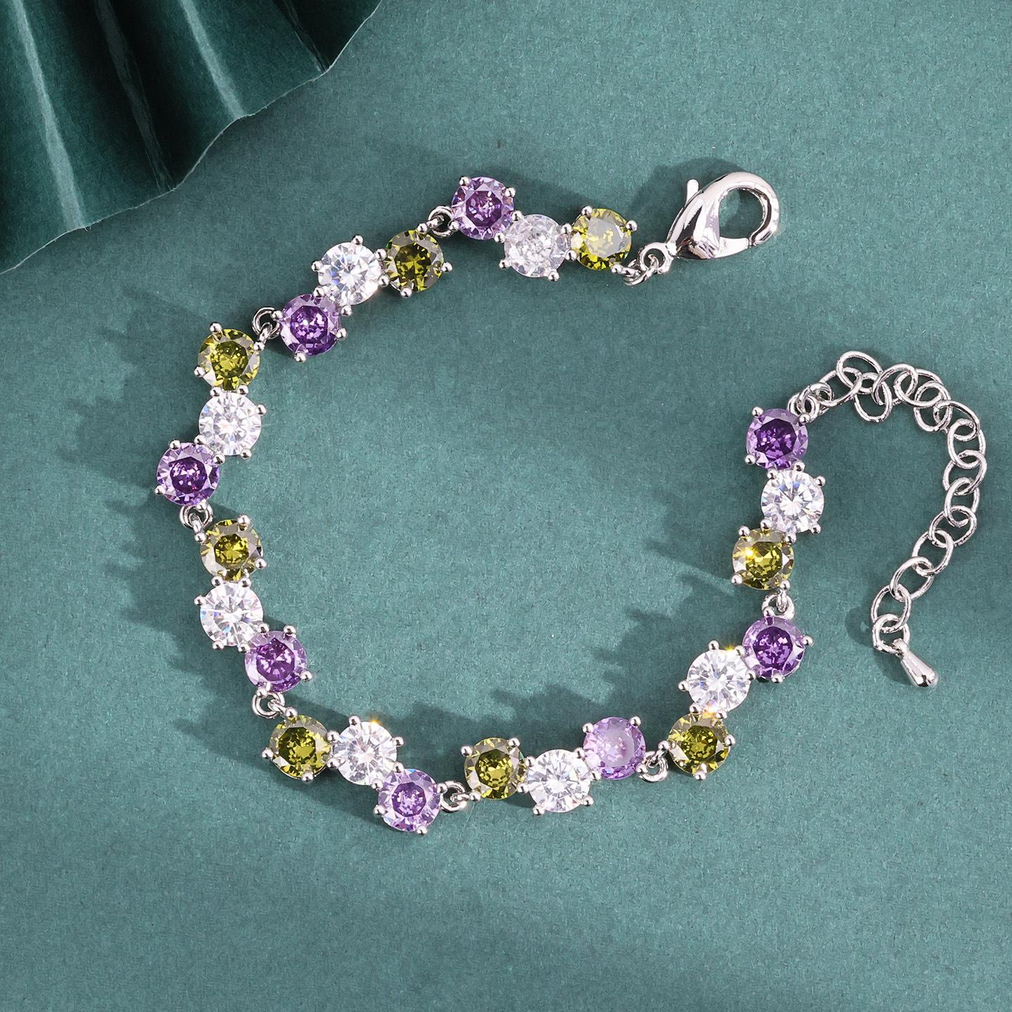 2026 Colorful Geometric Love Bracelet Women s Fashion Personality Versatile Valentine s Day Birthday Gift 18CM платиновый