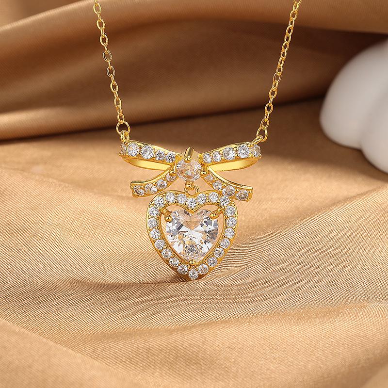 4 Carat Love Bow Necklace Women'S Large Gold-Plated Light Luxury High-End Collarbone Chain Pendant Fashion Jewelry