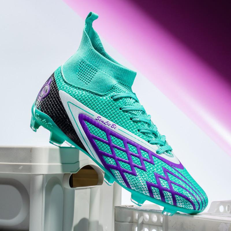 Mens Football Shoes New Style Futsal Court Football Boot Wear-resistant Shock-absorbing Lightweight Soccer Shoes for Man