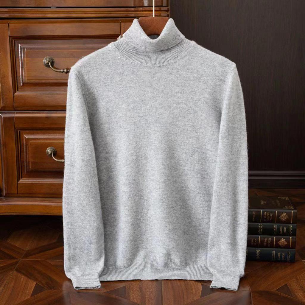 Men's Round Neck Pure Wool Pullover Sweater – Solid Color Knit Base Layer