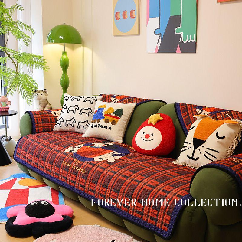 

American Cartoon Stain-Resistant Fabric Sofa Cushion Four Seasons Non-Slip Breathable Leather Sofa Slipcover Maillard Living Room Cover Towel Sets lucky puppy [All Year Round sanding]] 70*70cm