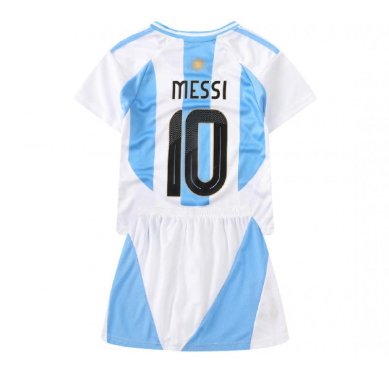 

2 Real Madrid Riyadro jersey 252 Barcelona Manchester City C Ronaldo children s football jersey set jersey Size 22 (125-135 cm)