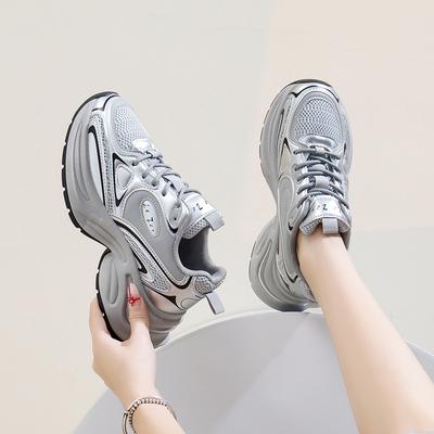 Andningsbara Mesh Sneakers för Kvinnor Chunky Platå Löparskor Snörning Slip-On Promenadskor Damers Bekväma Sportskor för Tennis Sport