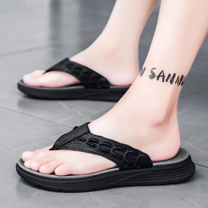 Fashion Holiday Non-slip Walking Shoes Summer Shoes Men Slippers Leather Mens Flip Flops Luxury Brand Male Flat Mens All-match Sandals