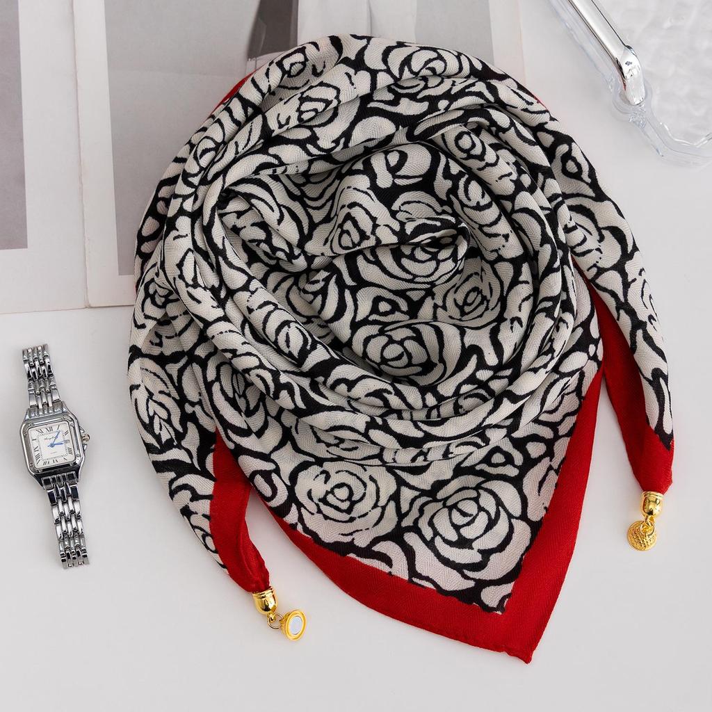 Women's Magnetic Buckle Cotton Scarf - Stylish, Lightweight, Comfortable Neck Protection