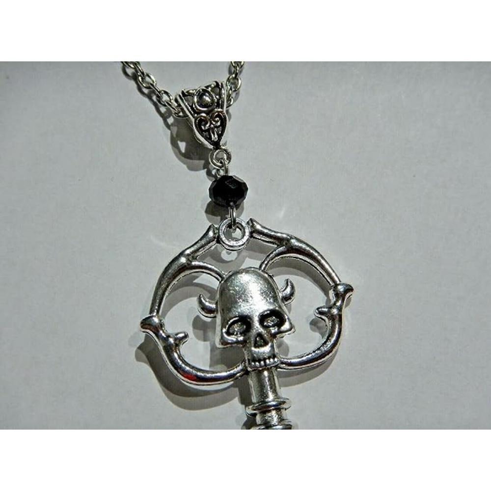 Trendy Europe and The United States Gothic Party Dark Skull Lover Key Necklace Personalized Gifts Creative Fashion CollarJewelry