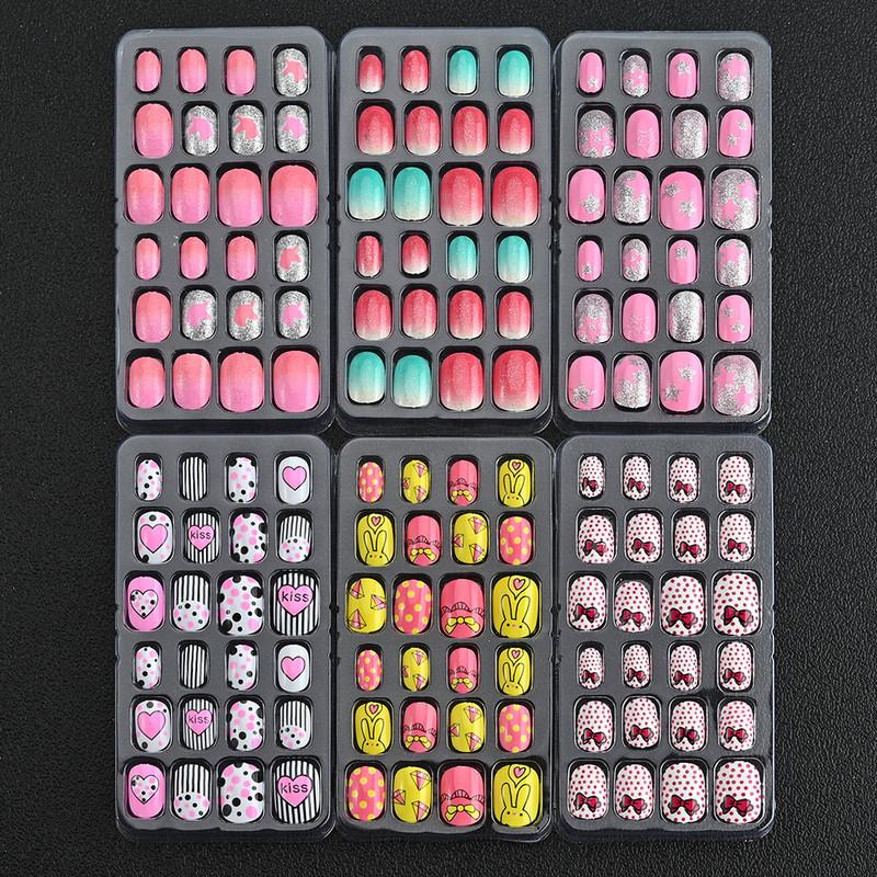 24pcs/box Candy Kids False Nail Cartoon Full Cover Press On Fake Nails Tips Kawaii Acrylic Artificial Fingernails for Girls