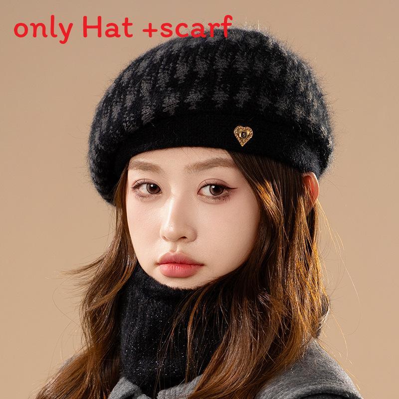 

Elegant Round Top Beret Cap With Plushblend Material For Autumn Winter Stylish Women чёрный