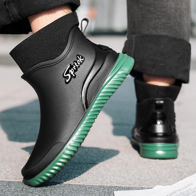 

Outdoor Men Fishing Rain Boots Fashion Non-slip Waterproof Rain Boots Indoor Warm Kitchen Work Rain Boots Car Wash Rubber Boots 39 чорний