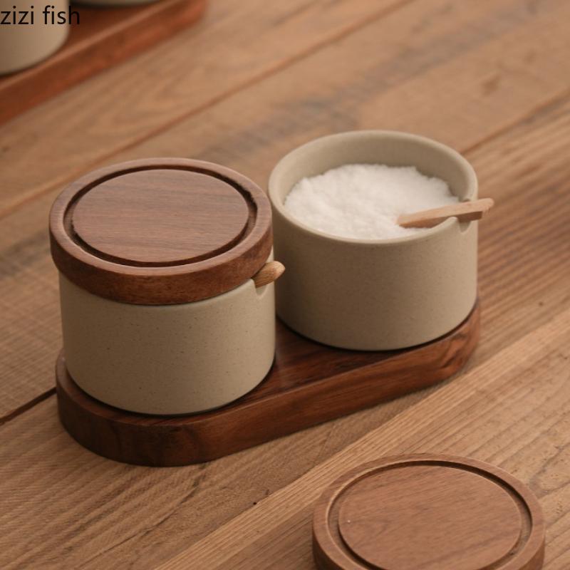 Vintage Ceramic Seasoning Jar Set Coarse Pottery Spice Jar Salt Shaker Kitchen Seasoning Bottle Condiment Bottles Chili Jar