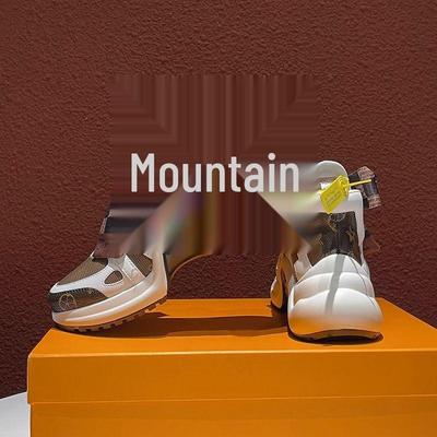 2025 Fall European-Style Women's Arch-Bottom Height-Boosting Platform Sneakers