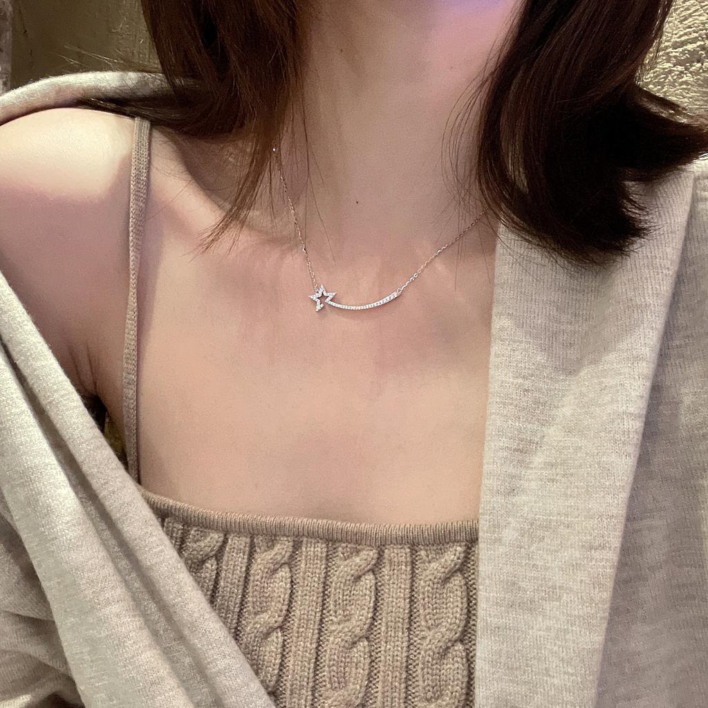 A Meteor, Niche Necklace, Women's Light Luxury Design, Brand Collarbone Chain, High-end Gift for Girlfriend