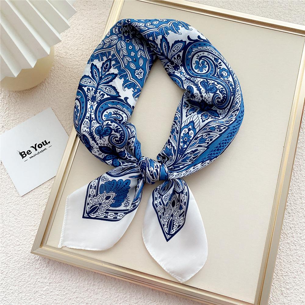 Modischer Dekorationsschal, Haarband, Krawatte, 70 cm, kleiner quadratischer Schal, Seidenschal, Damen, Frühling und Herbst, vielseitiger kleiner Schal, professioneller Schal