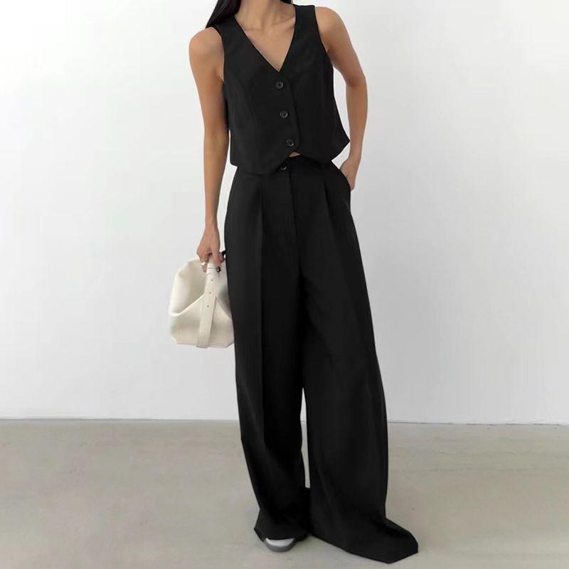 Fashion Wind Fashion New Arrival V-neck Sleeveless Vest Pants Two-piece Set V-Neck Vest and Pants Set