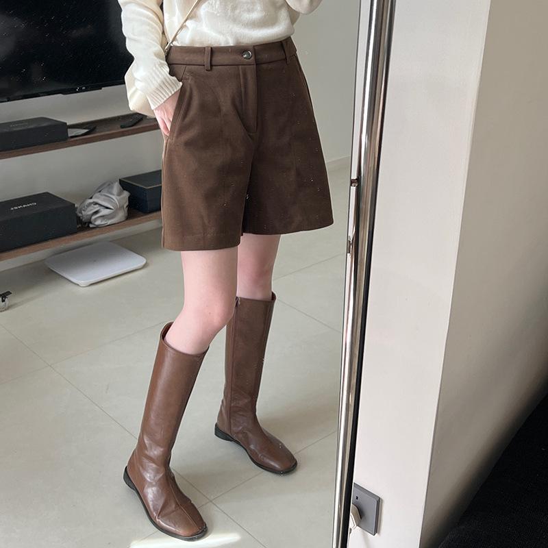 

Women s High Waist Brown Imitation Wool A-Line Shorts - Autumn/Winter, Thick, Loose, Slim Fit Large коричневый
