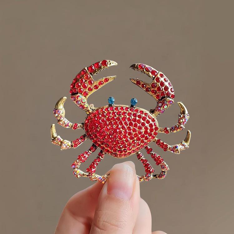 

Модная брошь-бабочка 2025 года: Элегантная булавка в виде цветка и животного для костюмов и пиджаков