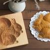 Wooden Cookie Molds 2 Pieces Reusable Cutter 3D Squirrel And Pine Cone Cookie Stamp Mold for Beginner Easter Halloween Christmas