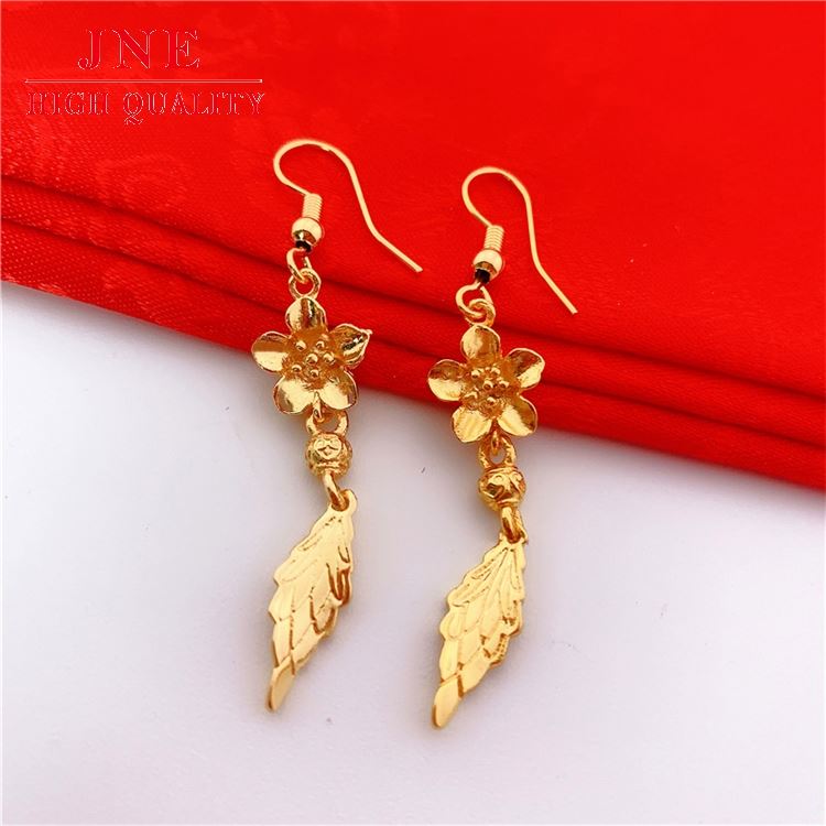 European Plated 24K Gold Wedding Ornament Supply Fashion Long Korean Style Tassel Earrings Flower Leaf Shaped Earrings for Women