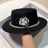 Autumn and Winter New Women's French Elegant Pearl Flower Temperament Versatile Woolen Warm and Cold-proof Personalized Top Hat Retro