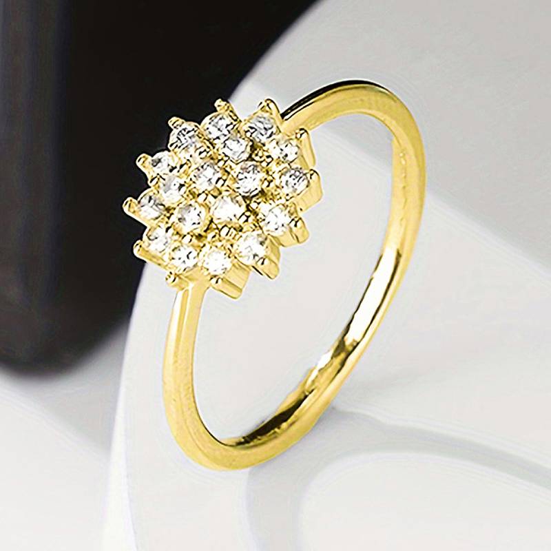 Huitan Versatile Simple Women Ring Charming Flower Design Inlaid Brilliant CZ Fashion Party Accessories Fancy Wedding Jewelry