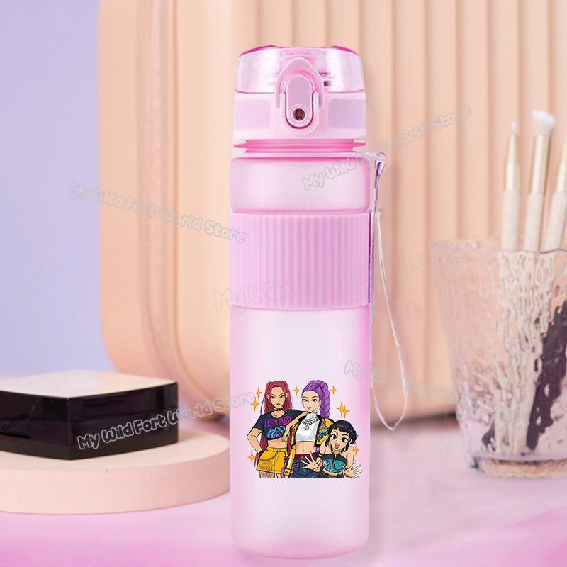 550ml KPop Demon Hunters Kids Sports Water Bottle Rumi Mira Zoey Girl Straw Drink Cup Huntrix Cute Cartoon Bottle Birthday Durable Gift