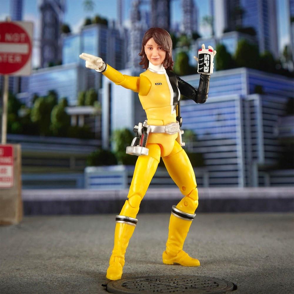 Power Rangers Lightning Collection S.P.D. Yellow Ranger Action Figure 6-Inch Premium Collector with Accessories Suitable for Children 4+