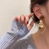 Avantgardistische geometrische Silberohrringe: Einzigartig, Schlicht und Stilvoll für Frauen