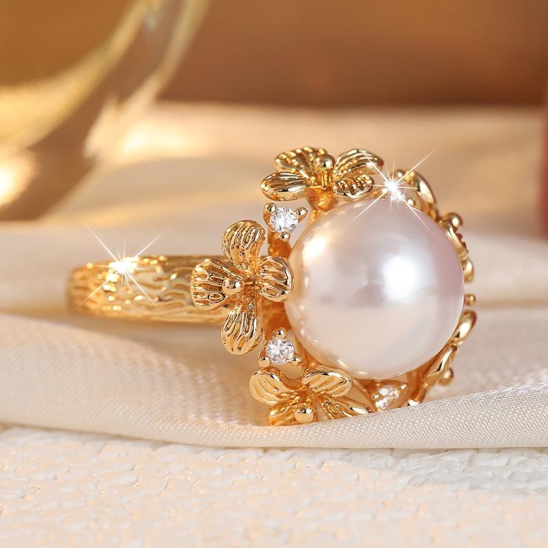 Classic Inlaid Imitation Pearl CZ Women's Ring Vintage Gold Color Hand Carving Flower Daily Wear Party Jewelry Anniversary Gift