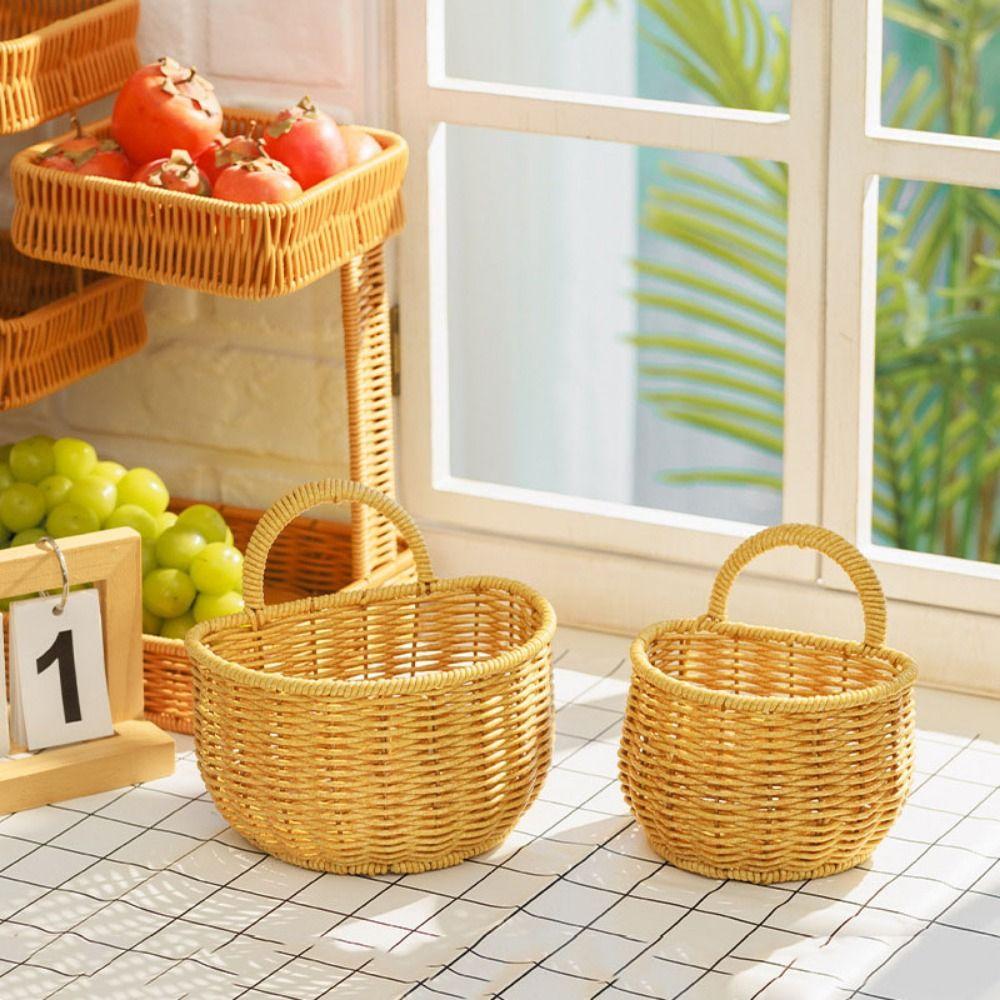 Simulated Rattan Plastic Garlic Storage Basket Wall Mounted Handwoven Garlic Container Restaurant